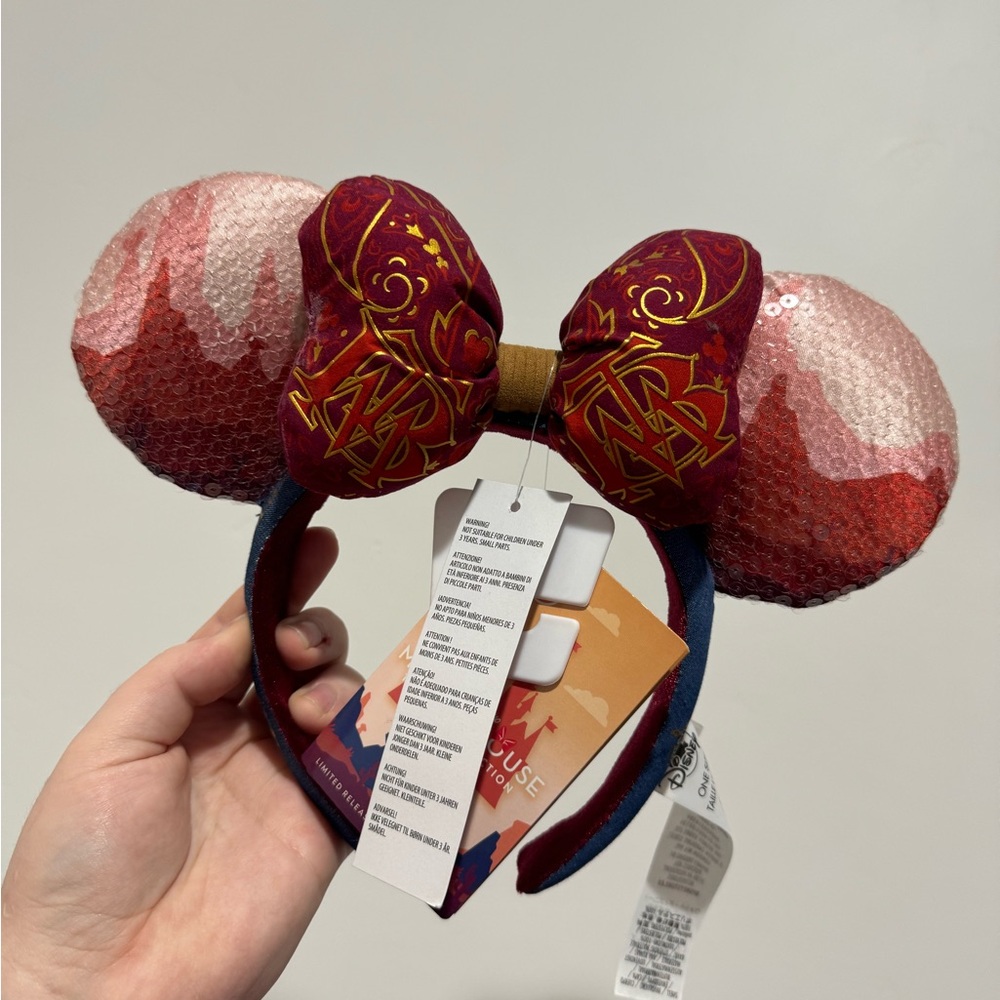 Minnie Mouse Main Attraction Ears